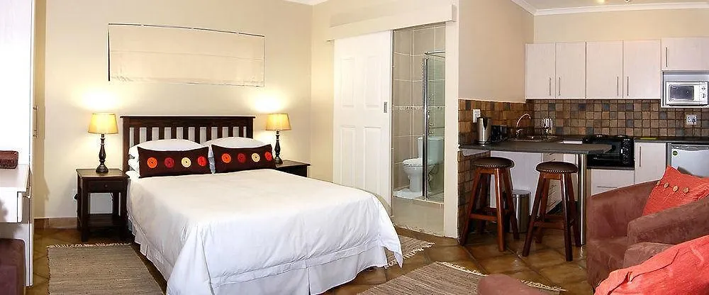 Lalapanzi Lodge Somerset West 4*,