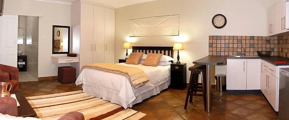 Lalapanzi Lodge Somerset West South Africa