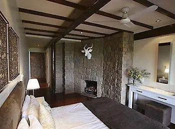 Lalapanzi Lodge Somerset West 4*,