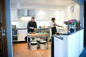 Lalapanzi Lodge Somerset West Bed & Breakfast