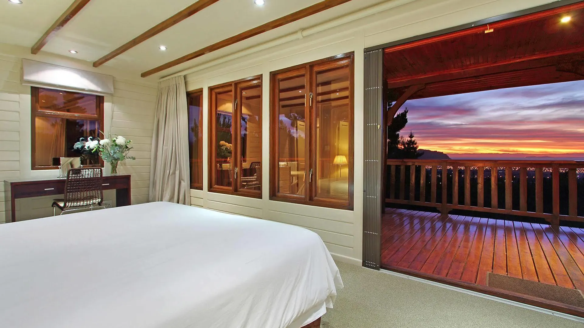 Lalapanzi Lodge Somerset West