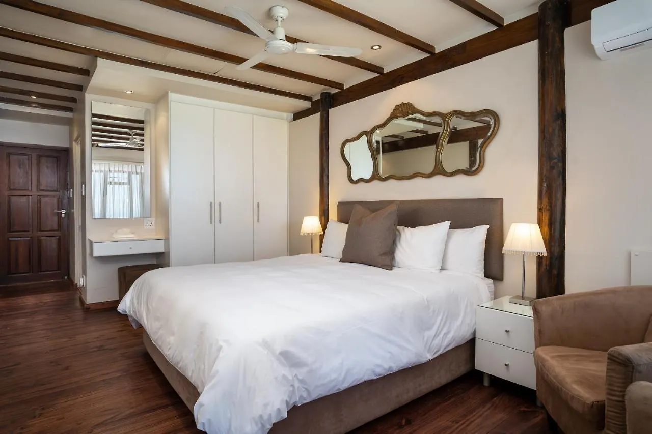 **** Couette-café Lalapanzi Lodge Somerset West Afrique du Sud