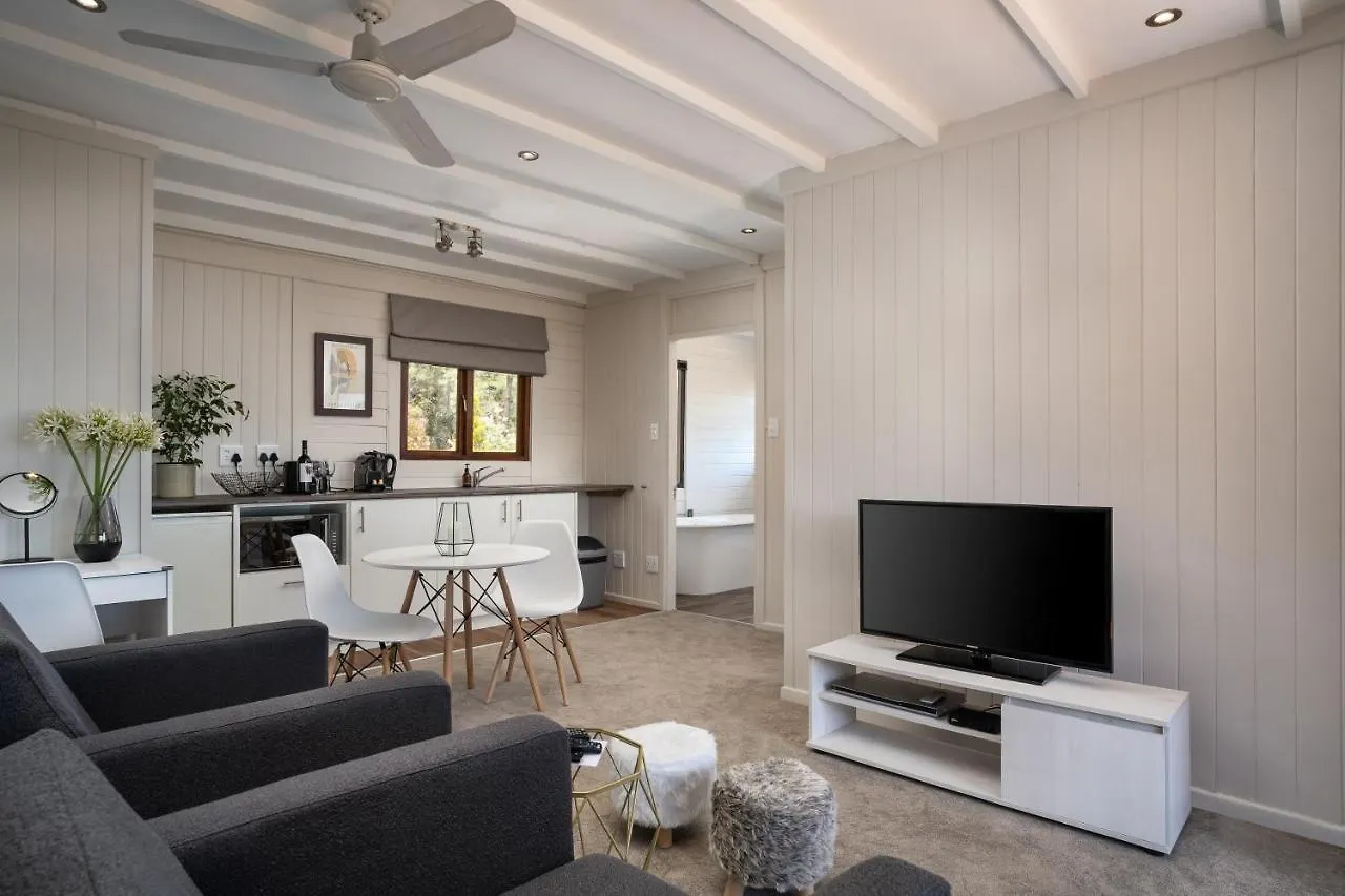 Lalapanzi Lodge Somerset West 4*,