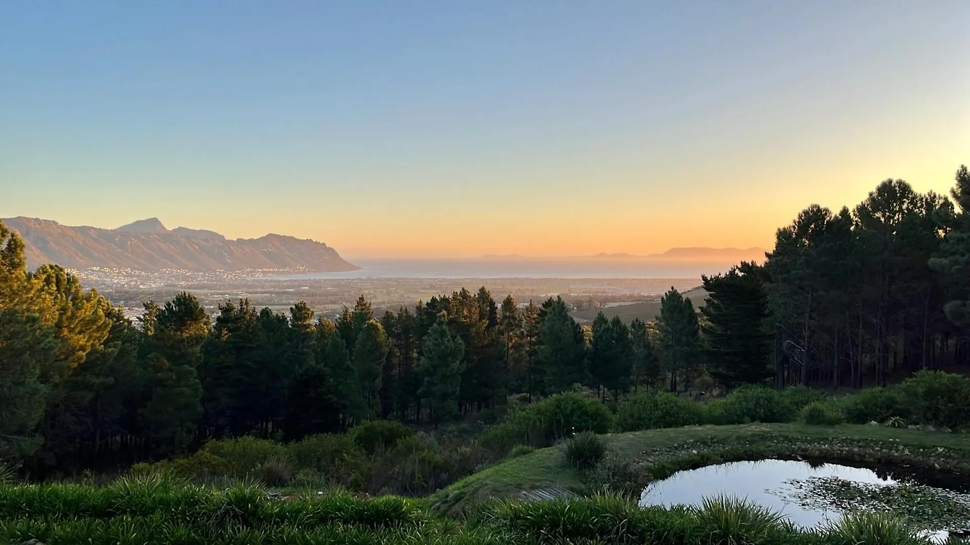 Couette-café Lalapanzi Lodge Somerset West